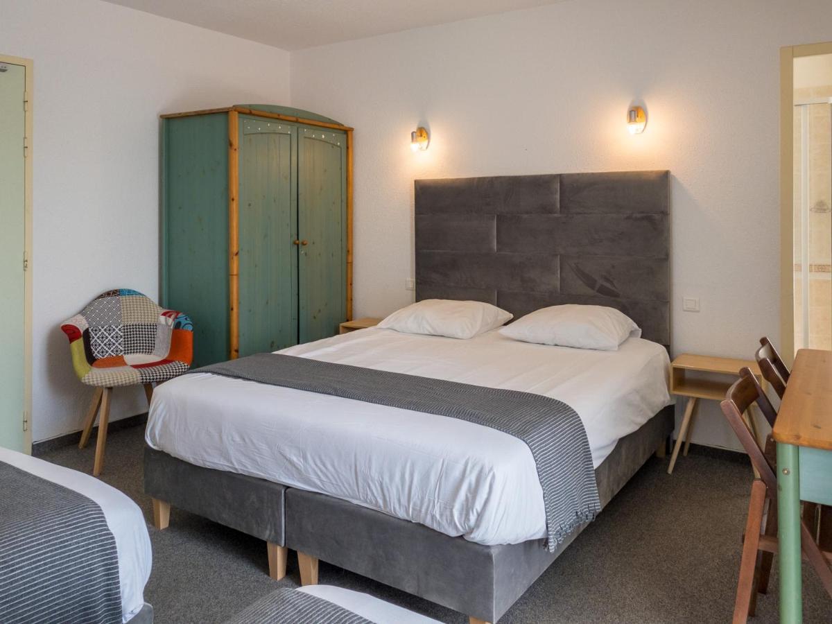 Hotel Les Tilleuls De Pareloup A Salles-Curan Exteriér fotografie